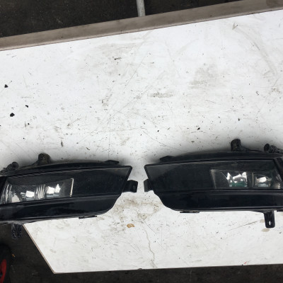 Volkswagen Golf 7 Orijinal Çıkma Ön Sis Farları